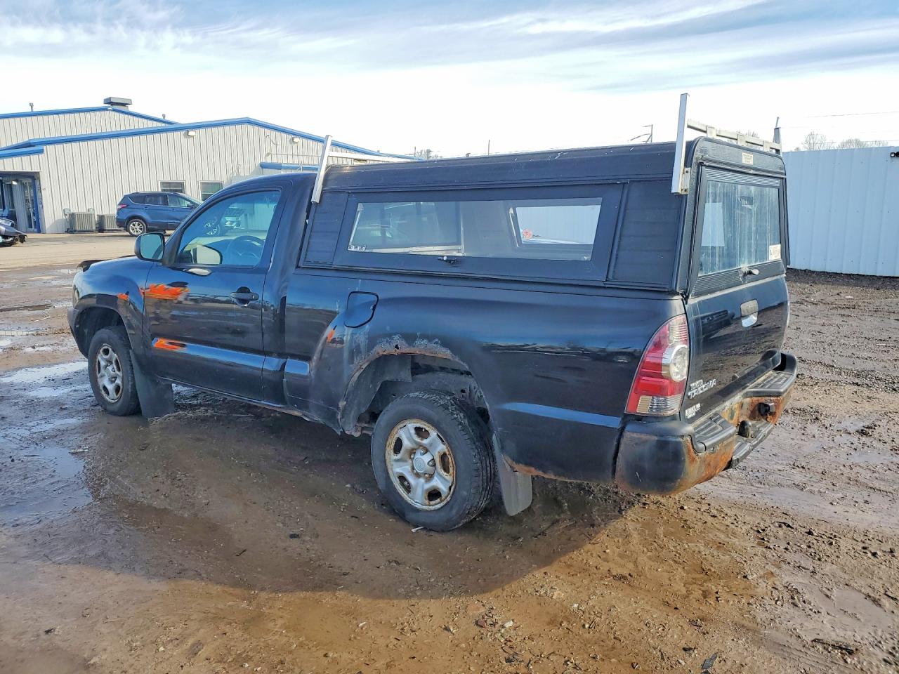 2011 Toyota Tacoma VIN 5TFNX4CNXBX002963 photo 2