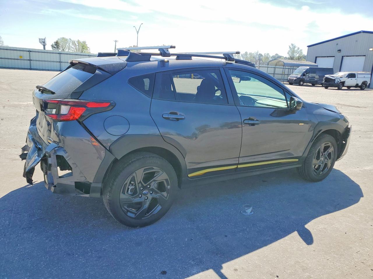 2024 Subaru Crosstrek VIN 4S4GUHF63R3726178 photo 3