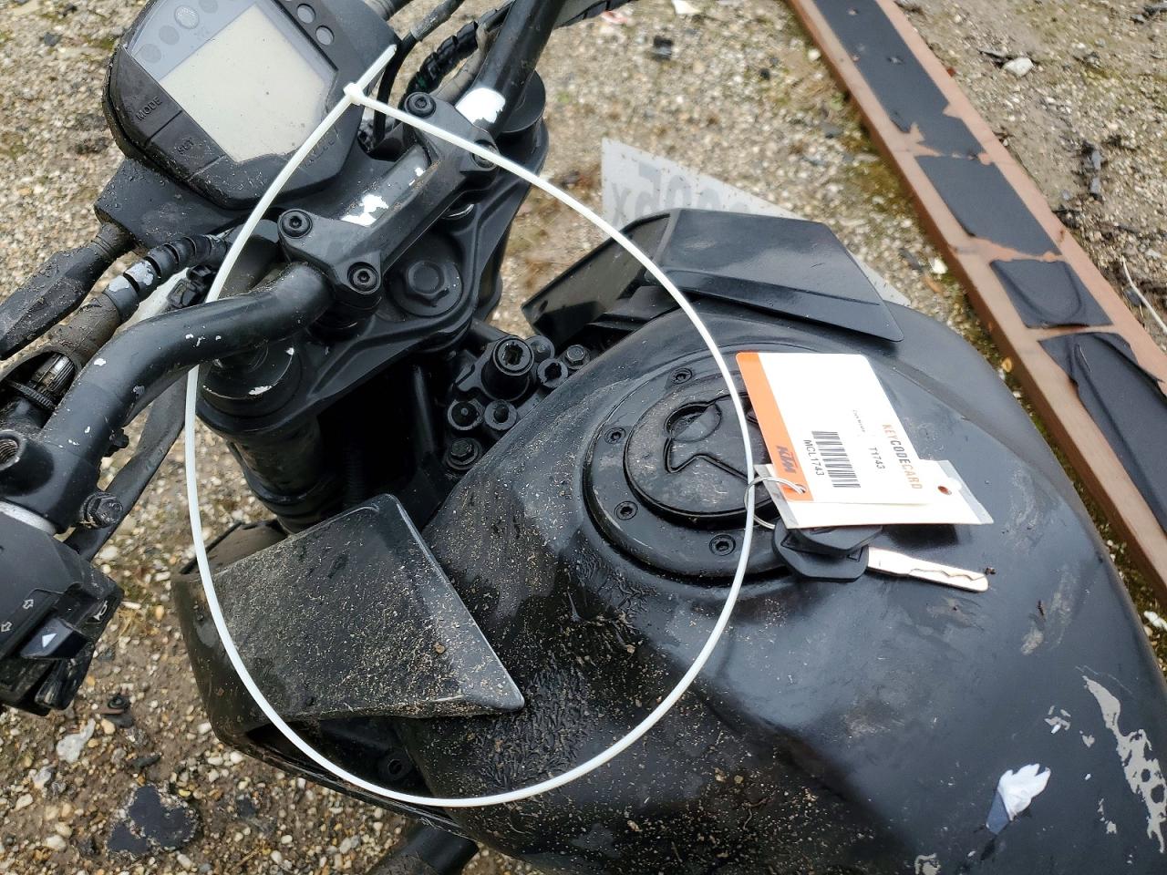 2023 Ktm 200 duke VIN MD2JPC409PC020973 photo 8