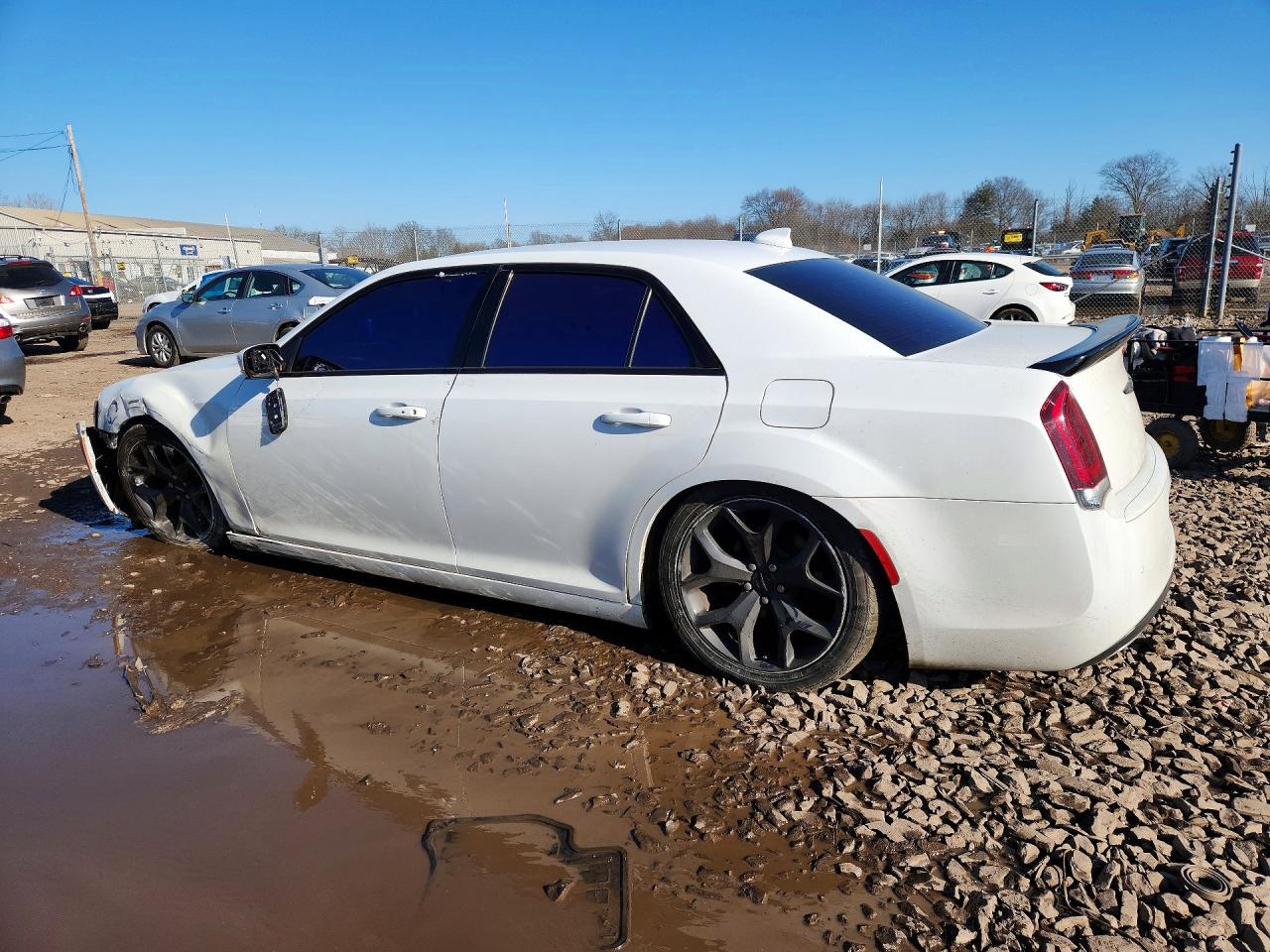 2021 Chrysler 300 VIN 2C3CCABG4MH523659 photo 2