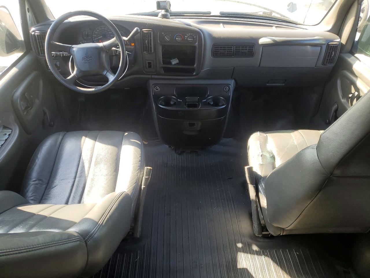2002 Chevrolet Express g1500 VIN 1GCEG15M421153304 photo 8