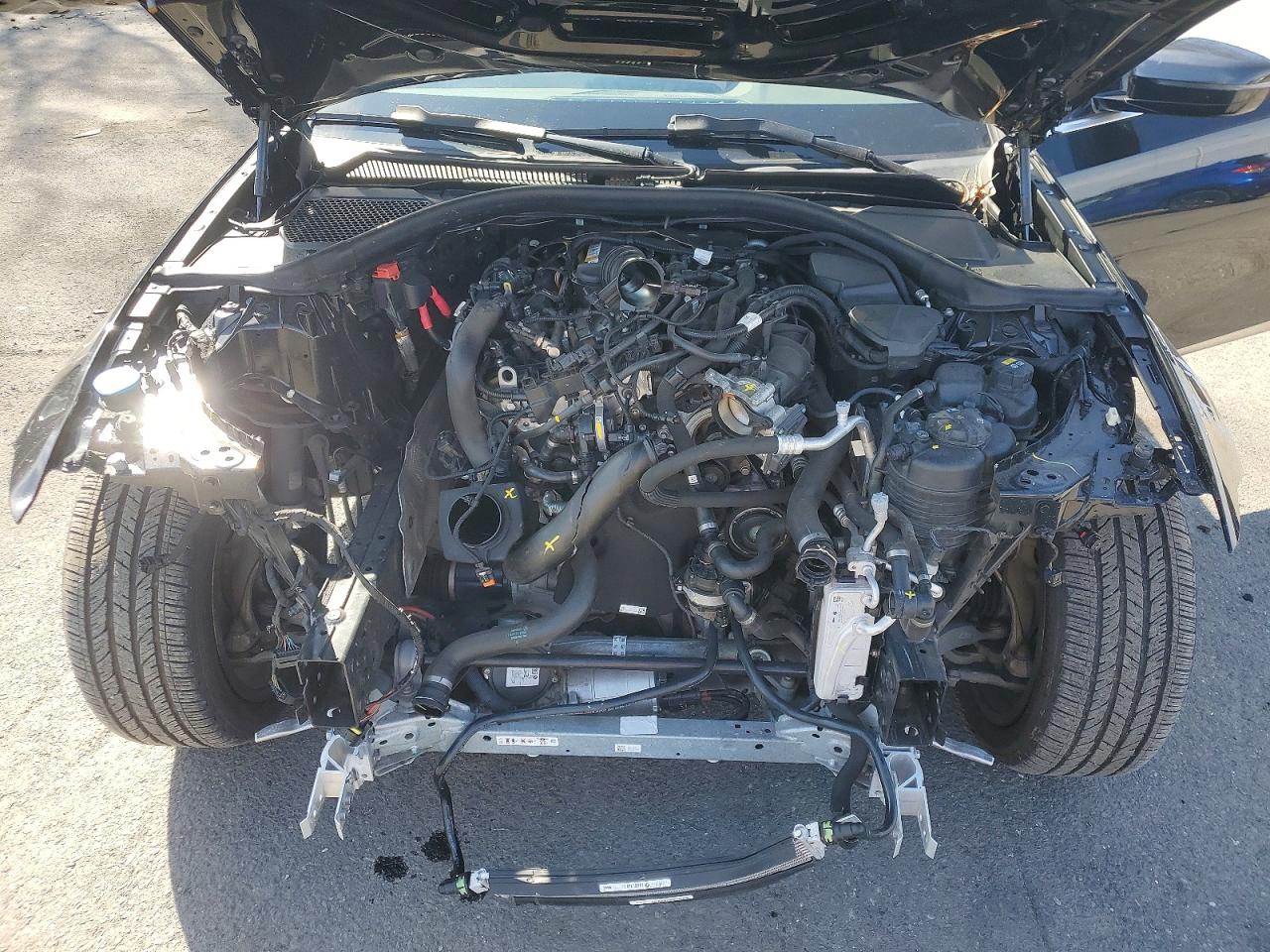 2022 BMW 3 series VIN 3MW5R7J09N8C67036 photo 11