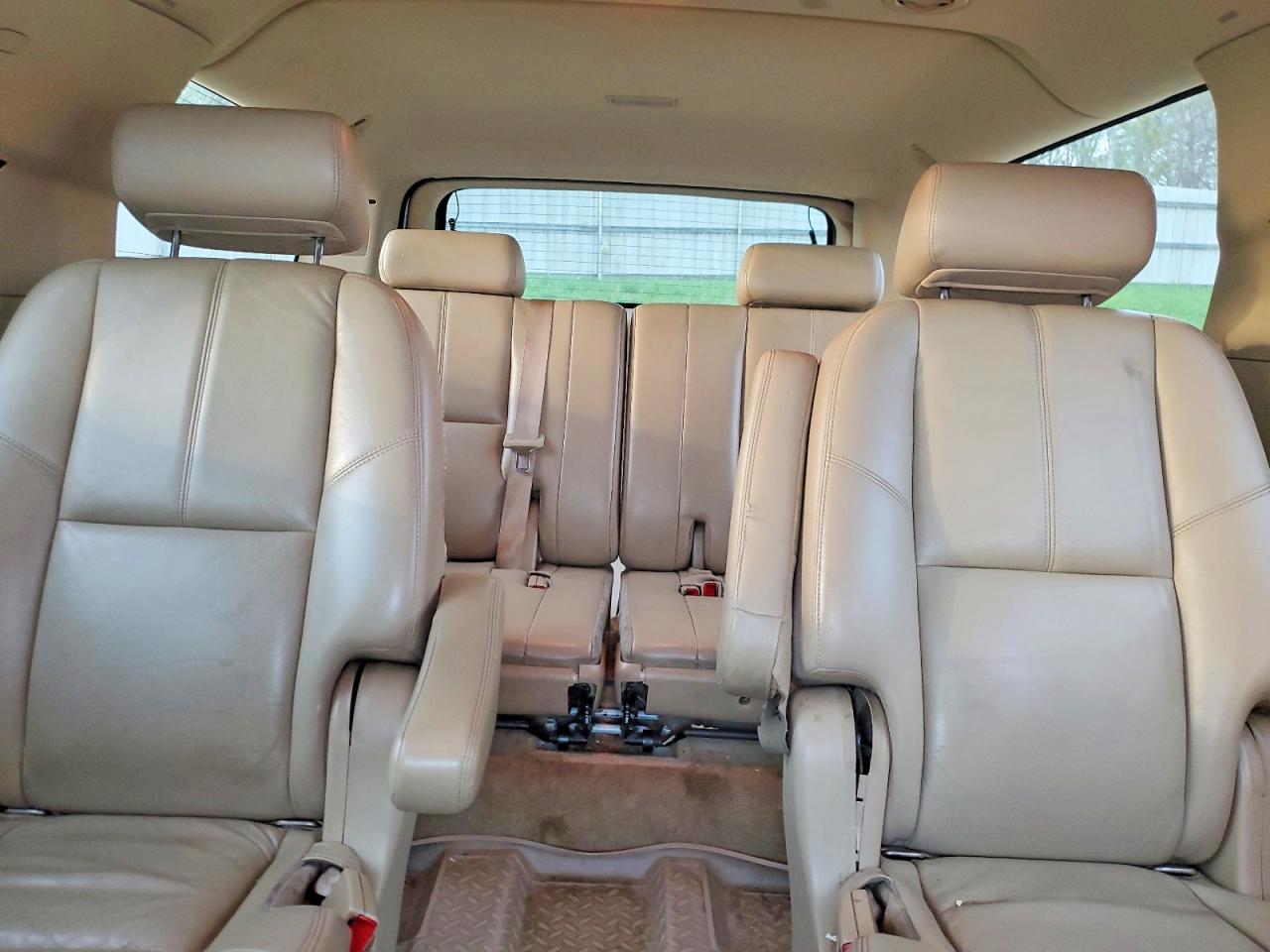 2008 CHEV Suburban VIN 3GNFK16388G197672 photo 10