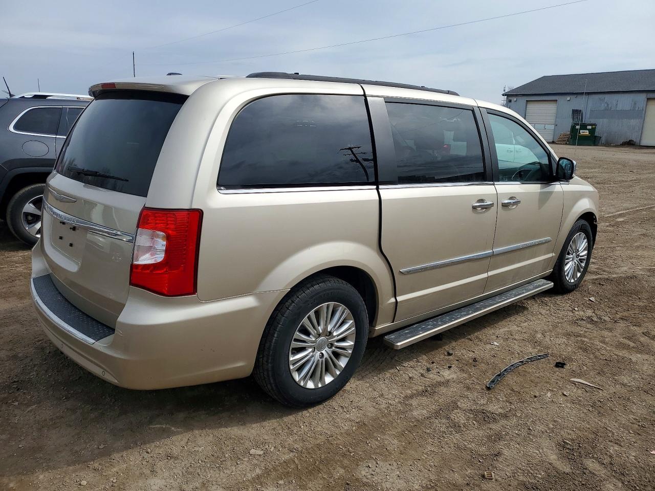 2015 Chrysler Minivan VIN 2C4RC1CGXFR727951 photo 3