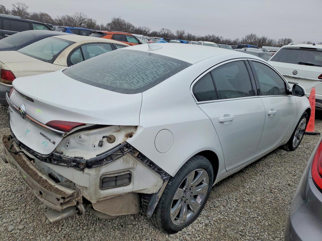 2015 Buick Regal VIN 2G4GK5EX7F9246582 photo 3