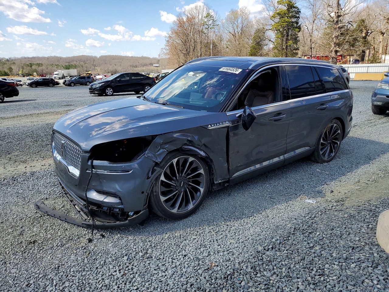 2022 Lincoln Aviator VIN 5LM5J7XC5NGL07909 photo 1