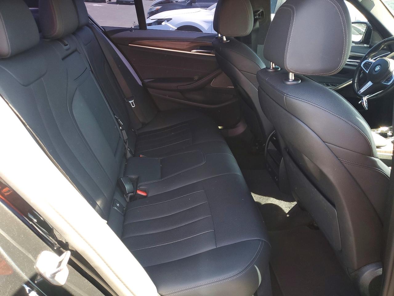 2023 BMW 5 series VIN WBA13AG09PCM42255 photo 10