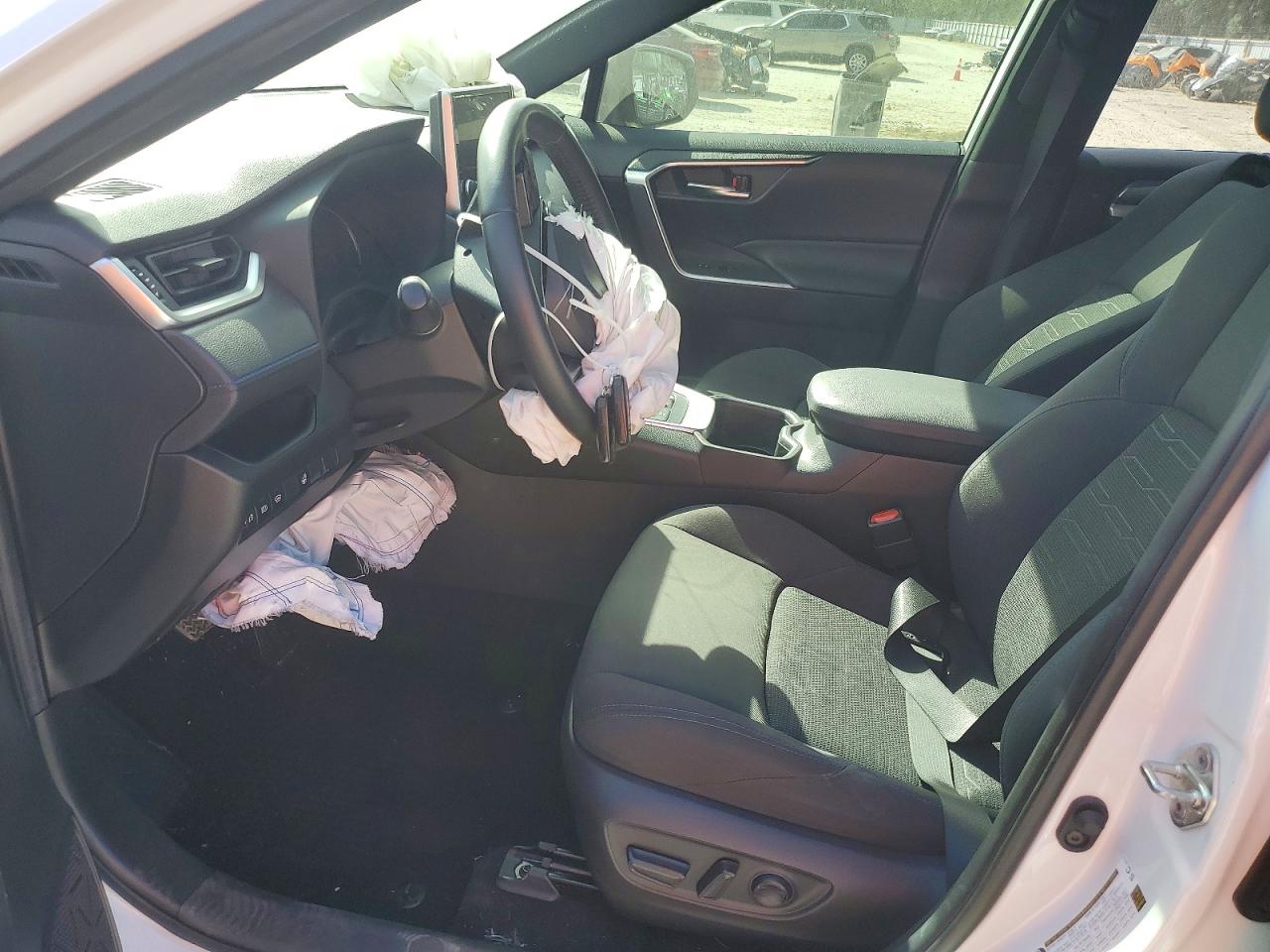 2023 Toyota Rav4 VIN JTM16RFVXPJ037524 photo 7