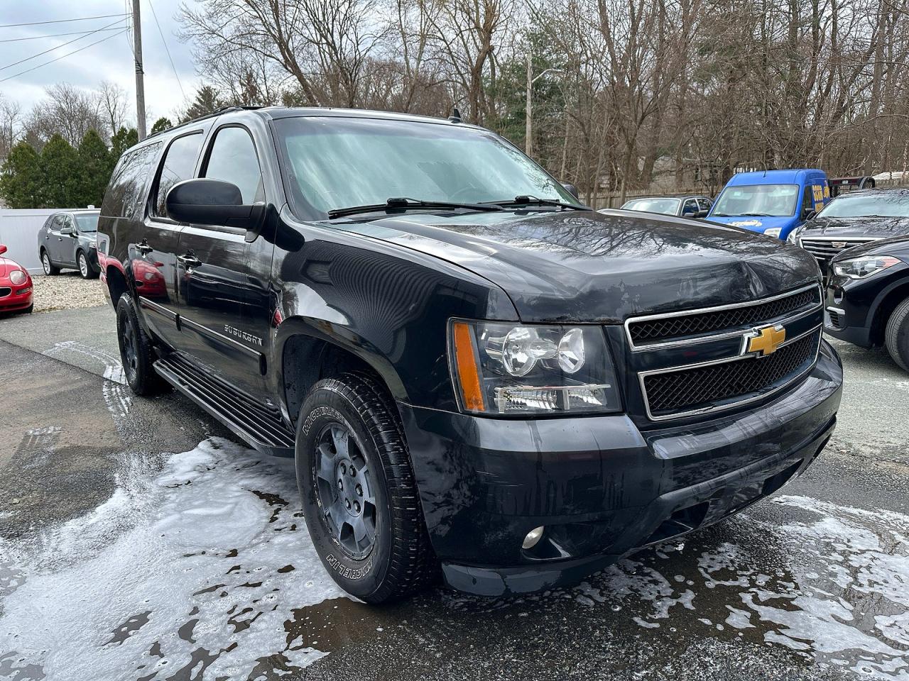 2013 Chevrolet Suburban VIN 1GNSKJE78DR138778 photo 1