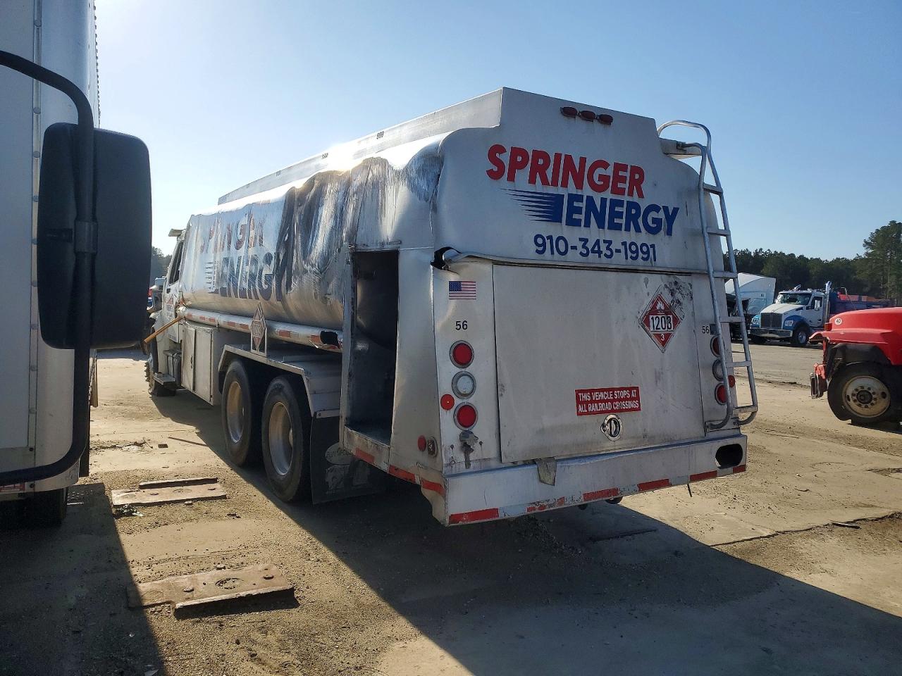 2017 FREIGHTLINER All other VIN 1FVHCYCY3HHJC5971 photo 3