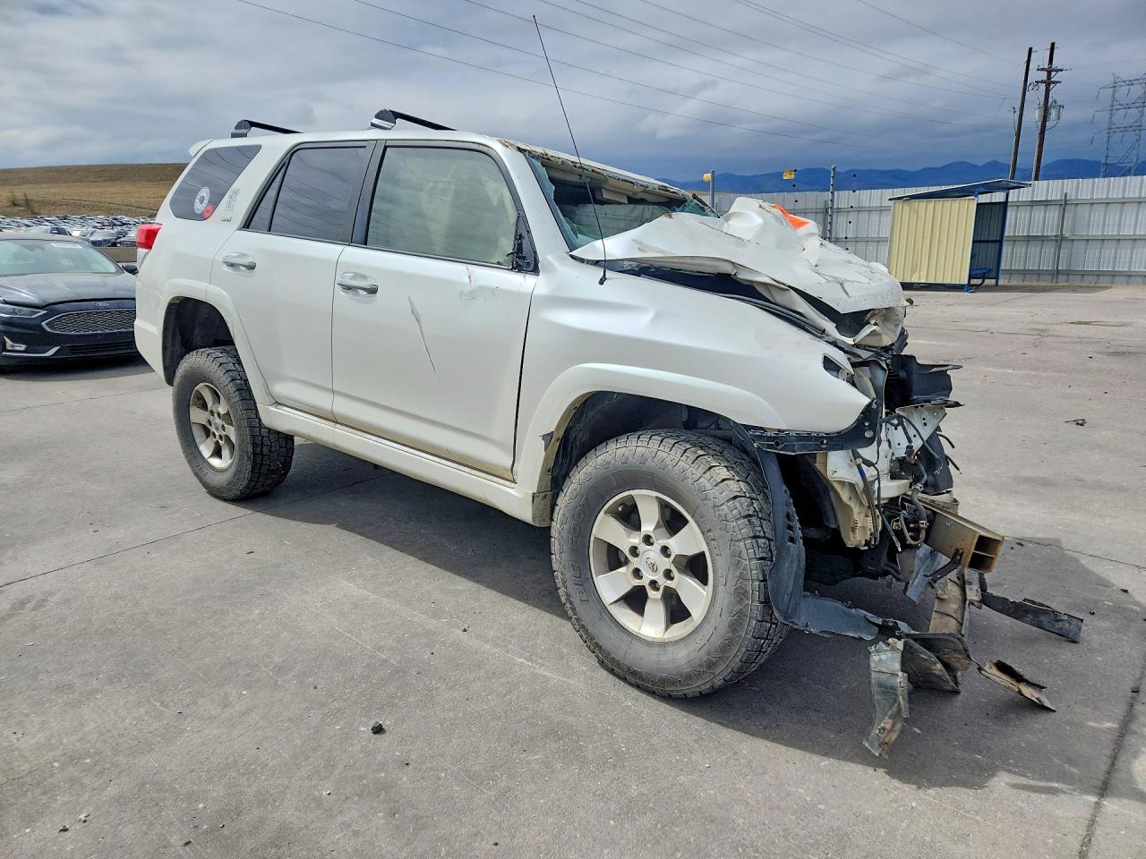 2010 Toyota 4runner VIN JTEZU5JR6A5003877 photo 4
