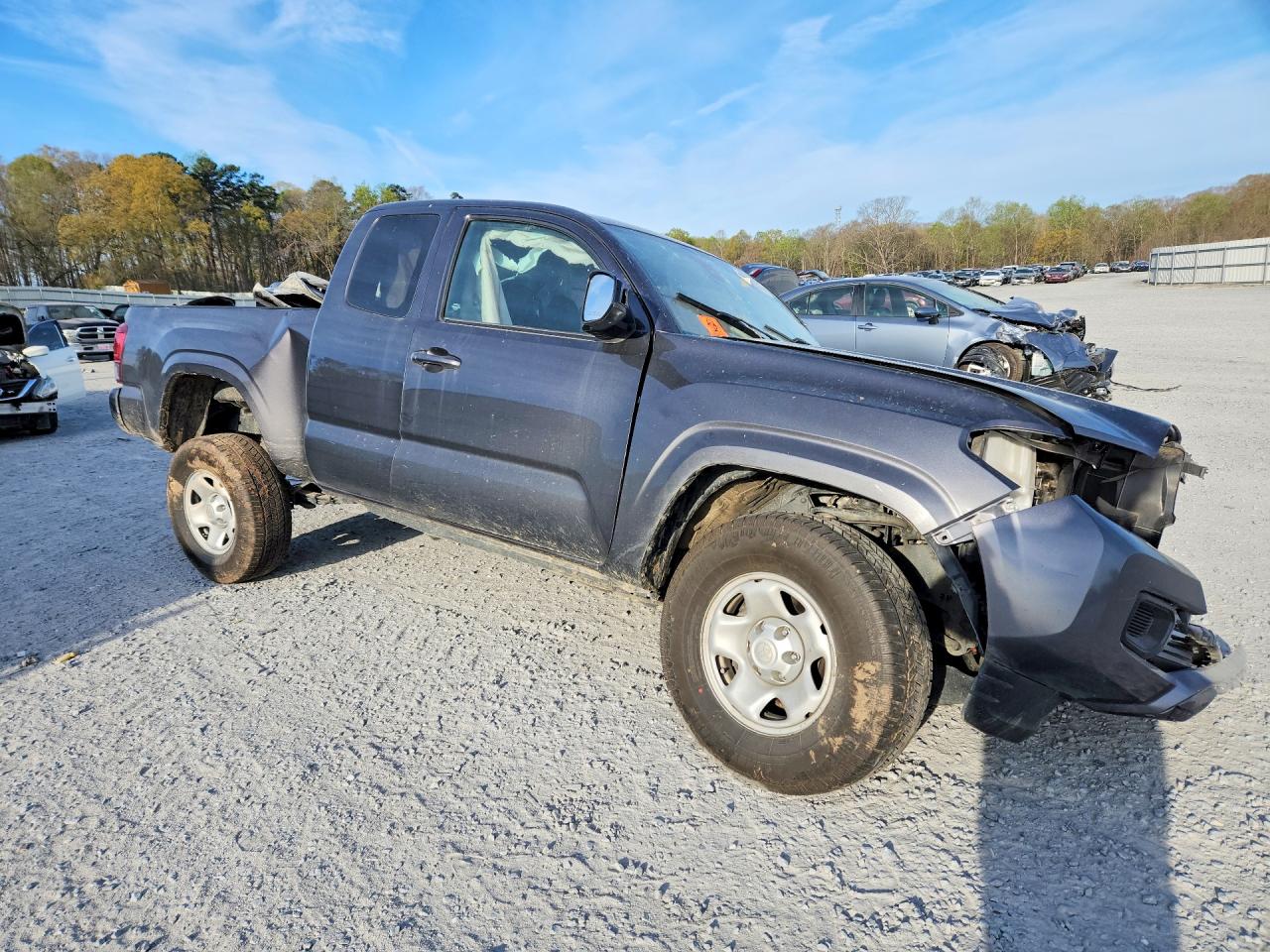 2023 Toyota Tacoma VIN 3TYRZ5CNXPT024450 photo 4