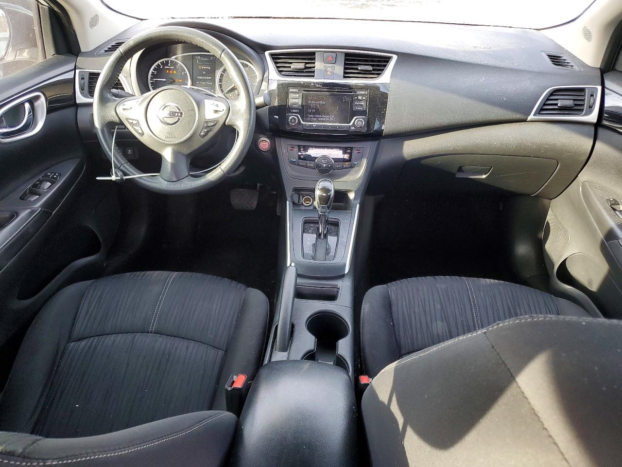 2018 Nissan Sentra VIN 3N1AB7AP7JY243169 photo 8