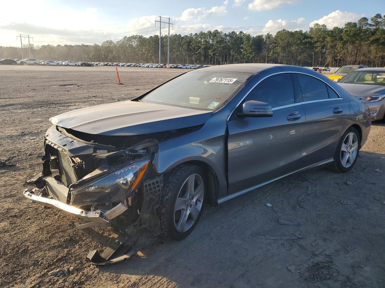 2017 Mercedes-Benz Cla-class VIN WDDSJ4EB4HN426897 photo 1