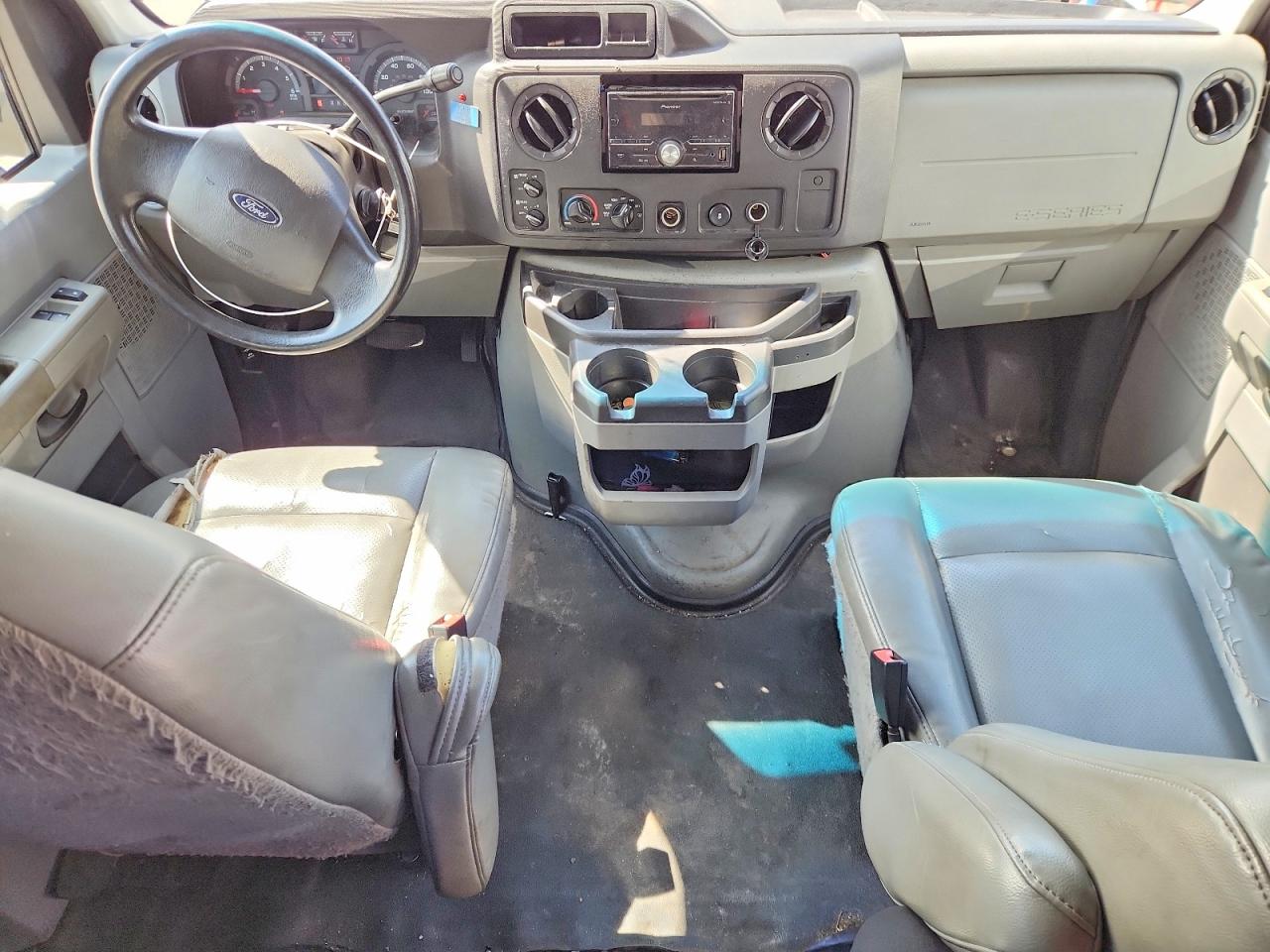 2009 Ford Econoline VIN 1FBNE31L19DA73843 photo 8