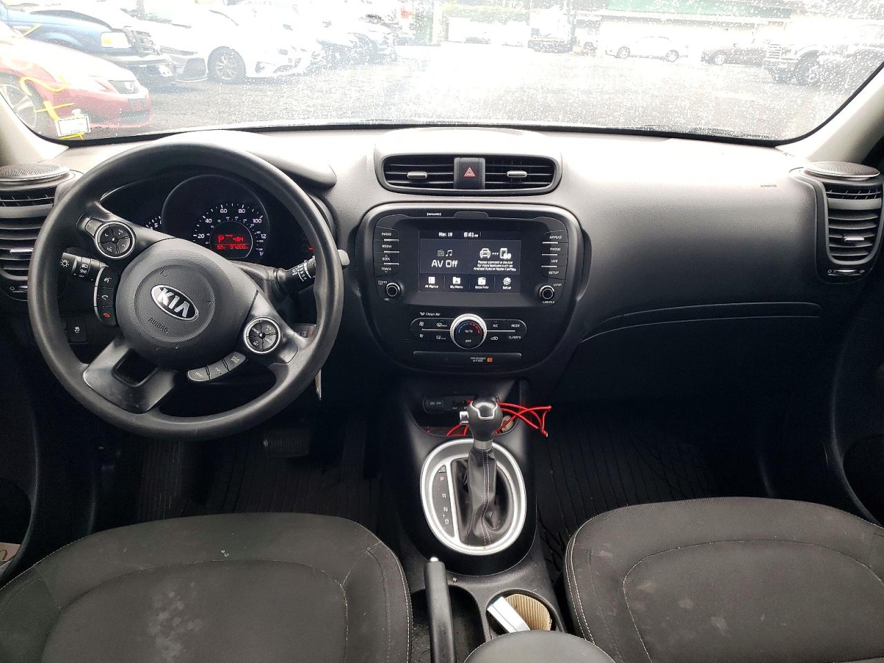 2019 Kia Soul VIN KNDJP3A56K7005077 photo 8