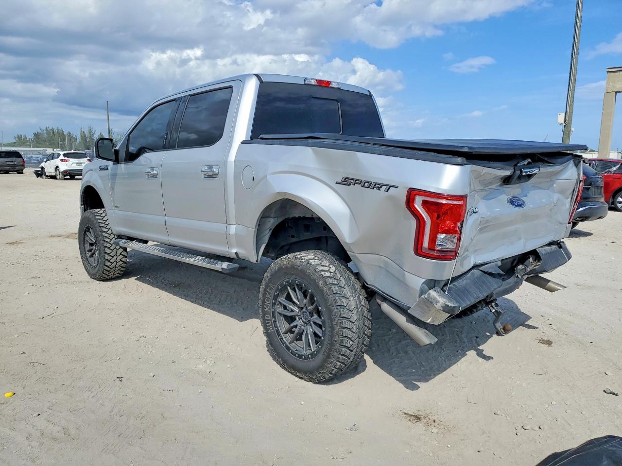2017 FORD All models VIN 1FTEW1CPXHFB06032 photo 2
