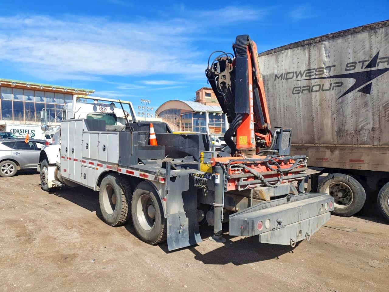 2011 KENWORTH All other VIN 1NKDLP0X3BJ295878 photo 3