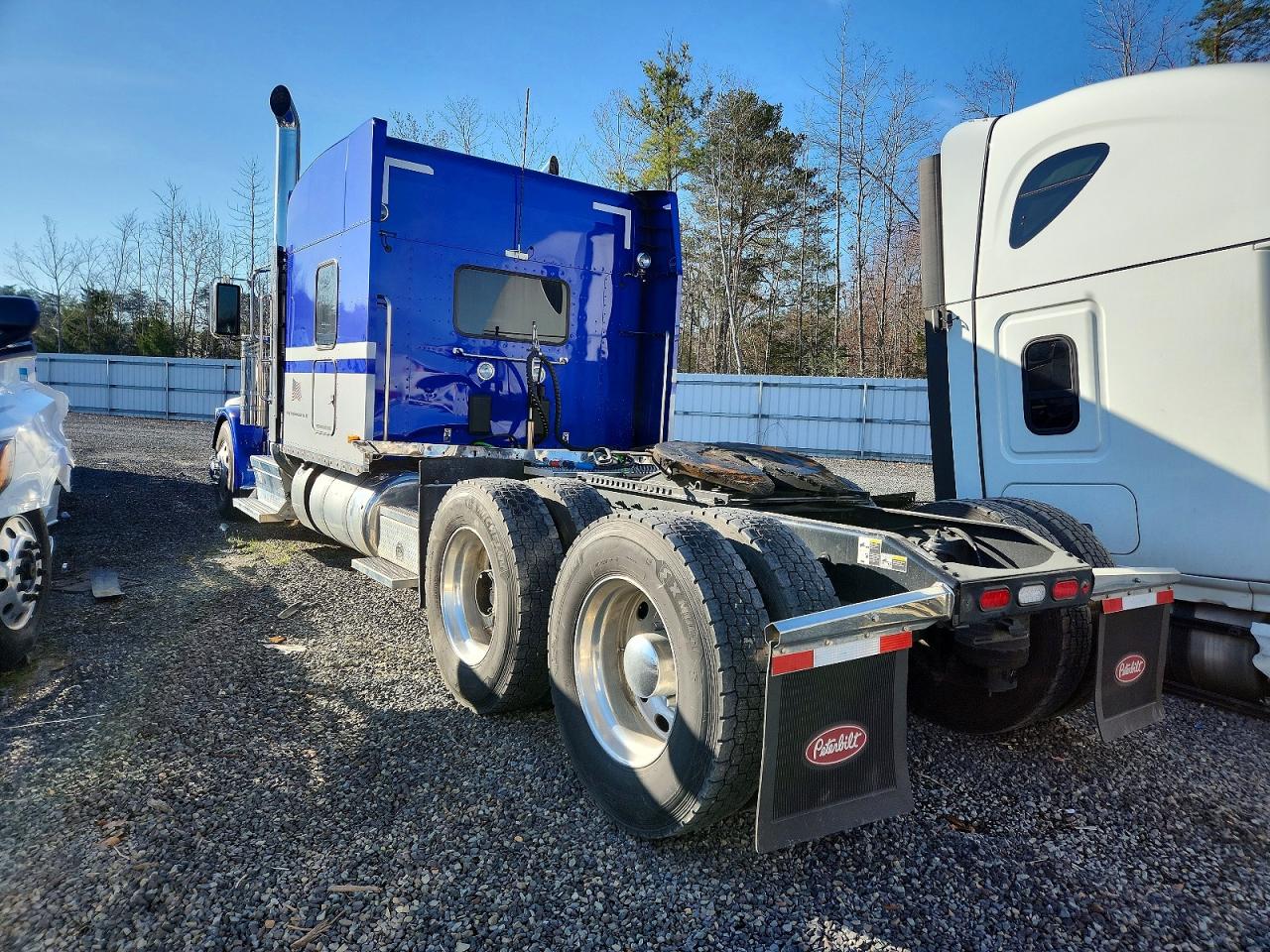 2025 PETERBILT All other VIN 1XPED49X5SD702892 photo 3