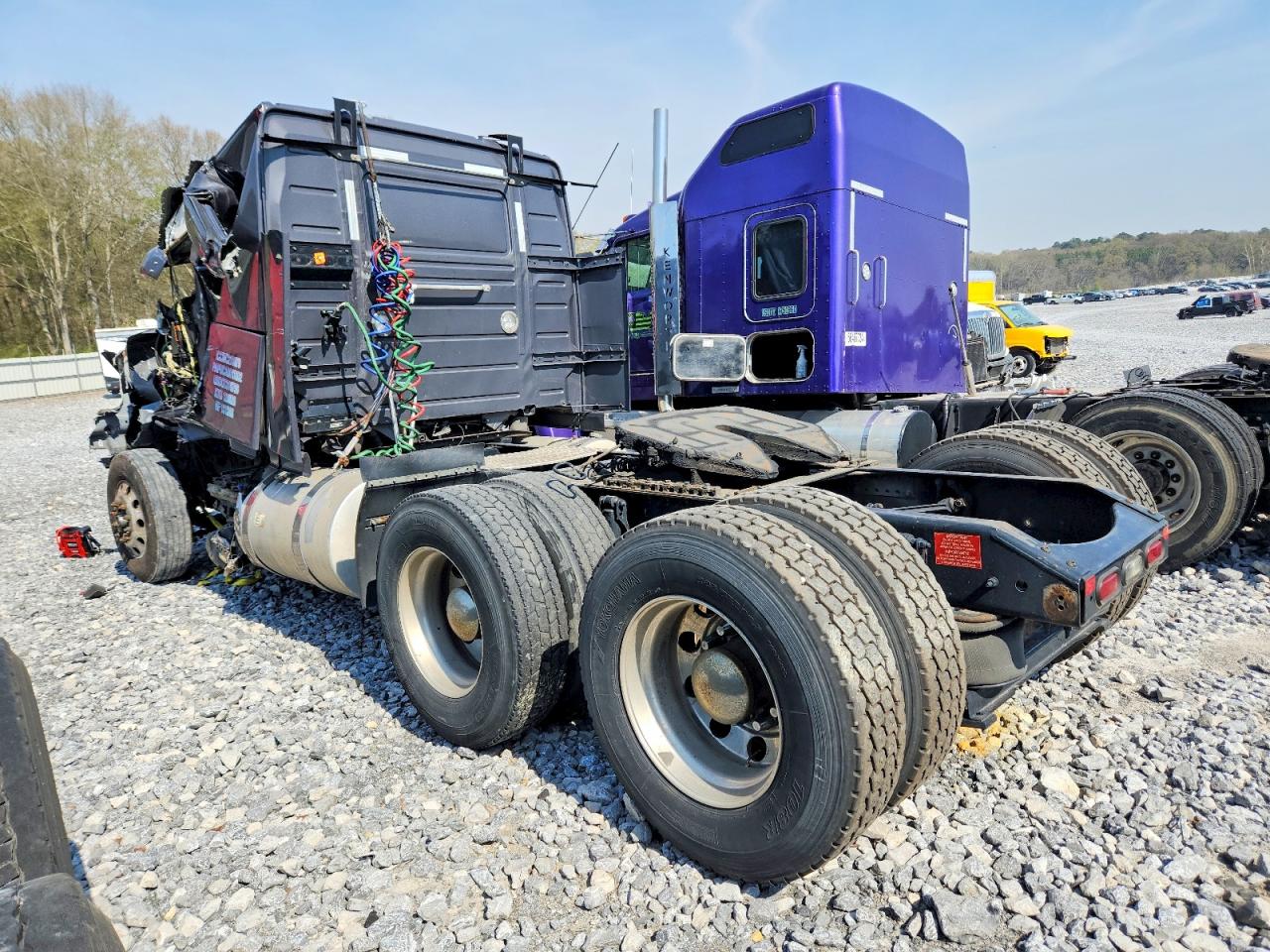 2022 Volvo All models VIN 4V4NC9EH1NN606714 photo 3