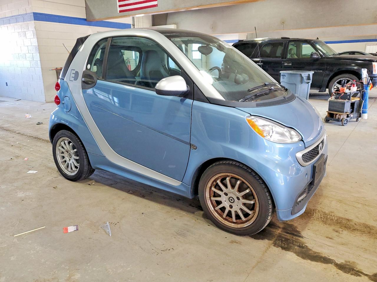 2014 Smart Fortwo VIN WMEEJ9AA4EK756300 photo 4