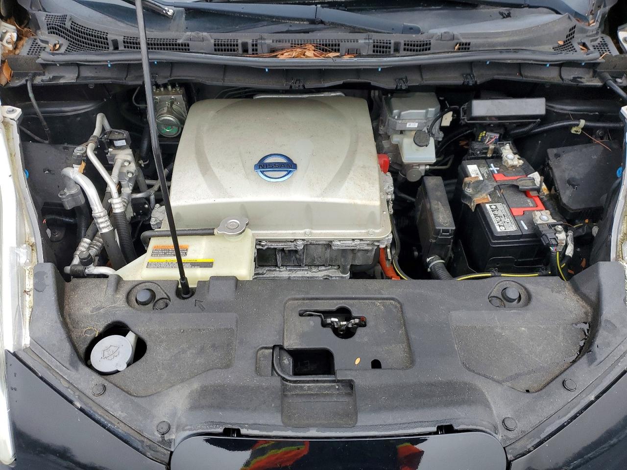 2015 Nissan Leaf VIN 1N4AZ0CP4FC315688 photo 11