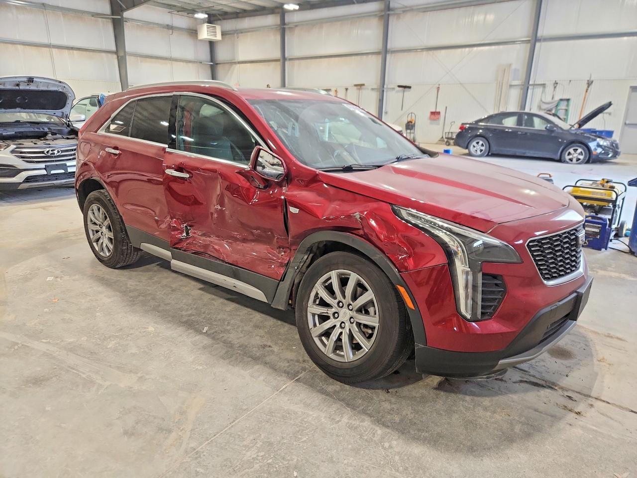 2020 Cadillac Xt4 VIN 1GYFZDR47LF136005 photo 4