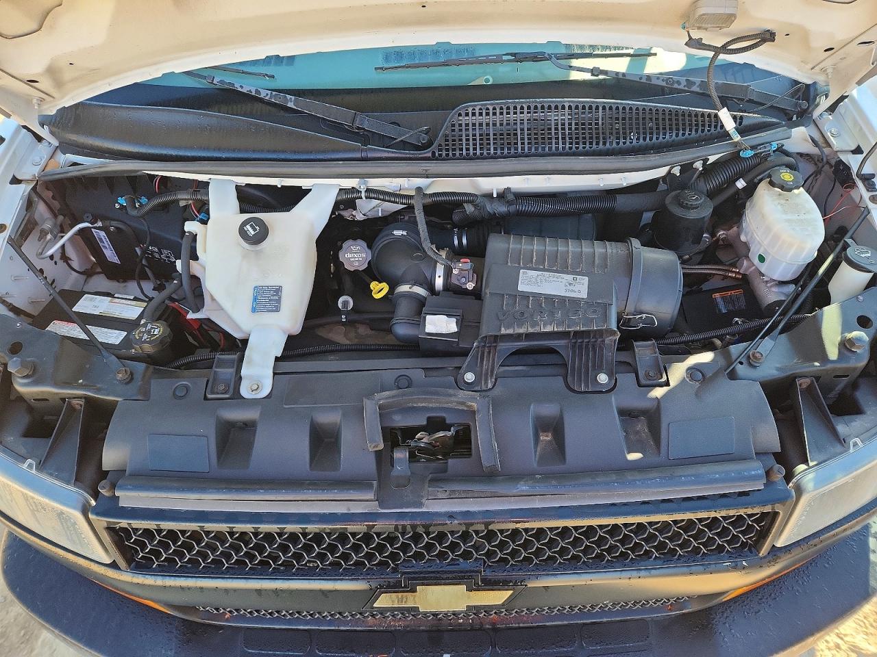 2018 CHEVY Express g VIN 1GCWGBFGXJ1339785 photo 12