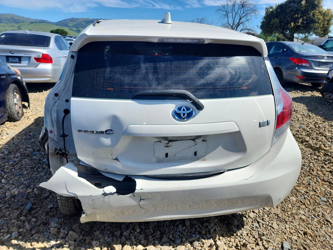 2015 Toyota Prius c th VIN JTDKDTB31F1087917 photo 6