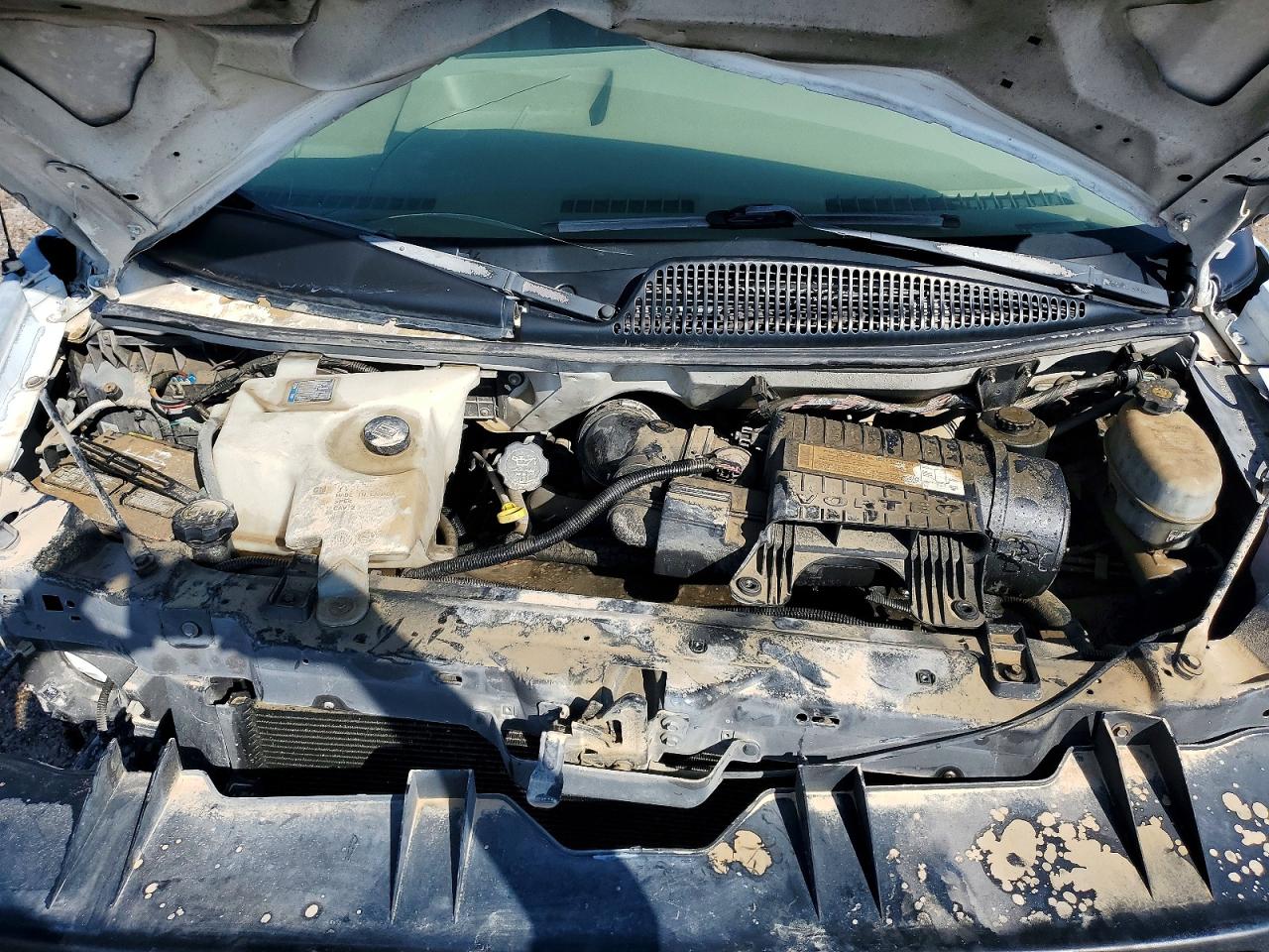 2006 Chevrolet Express VIN 1GCGG25V661177956 photo 12