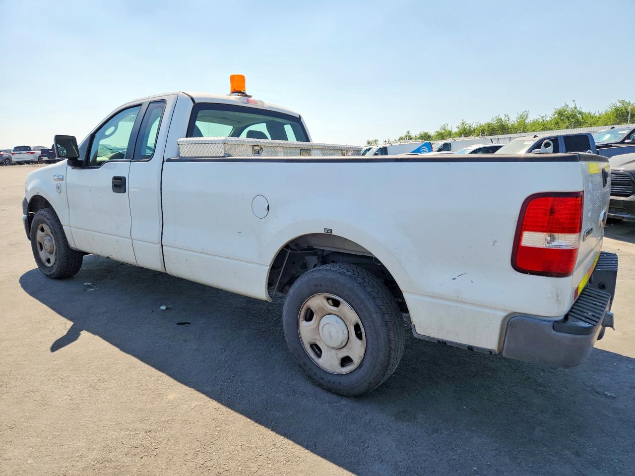 2007 Ford F150 VIN 1FTRF12W97KC85907 photo 2