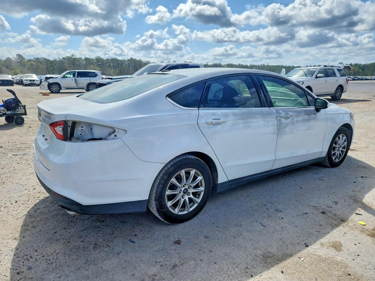 2016 Ford Fusion VIN 3FA6P0G75GR176373 photo 3