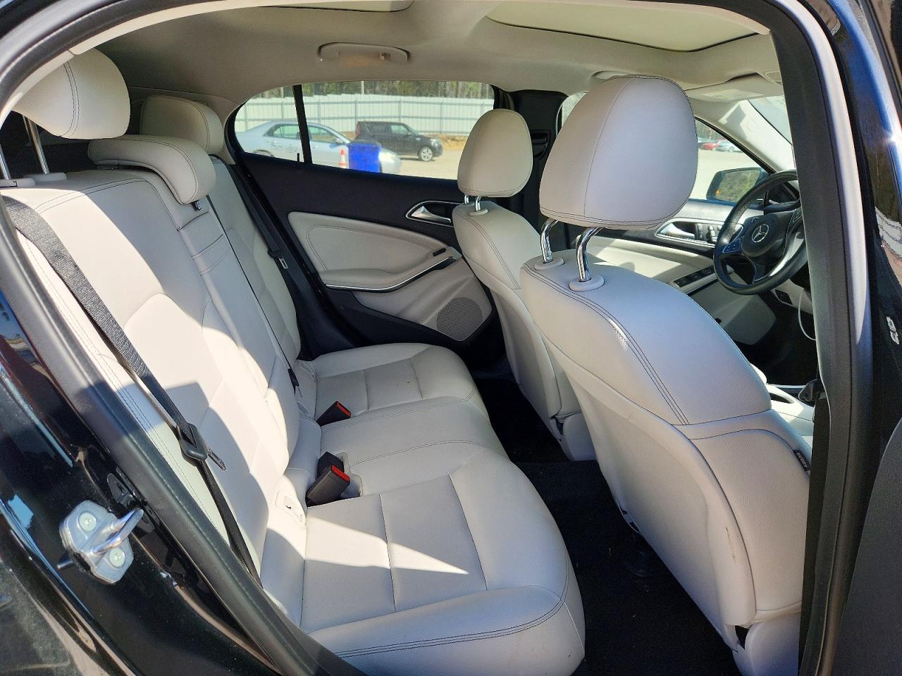 2019 Mercedes Gla-class VIN WDCTG4EB7KJ581613 photo 11