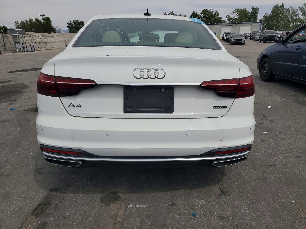 2024 Audi A4 VIN WAUEAAF42RN006754 photo 6