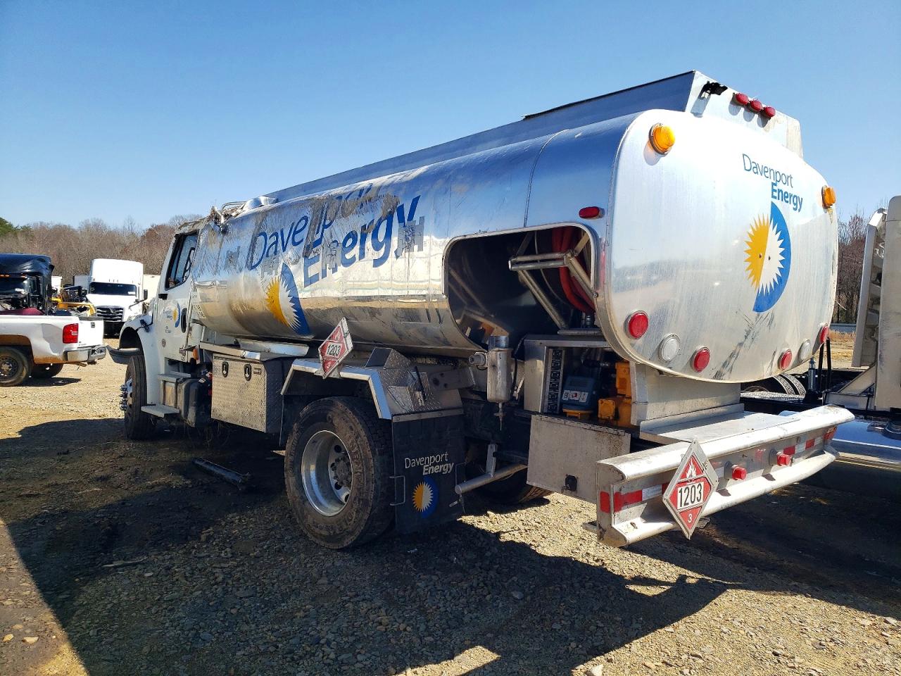 2026 FREIGHTLINER All other VIN 1FVACXD27THWJ2688 photo 3