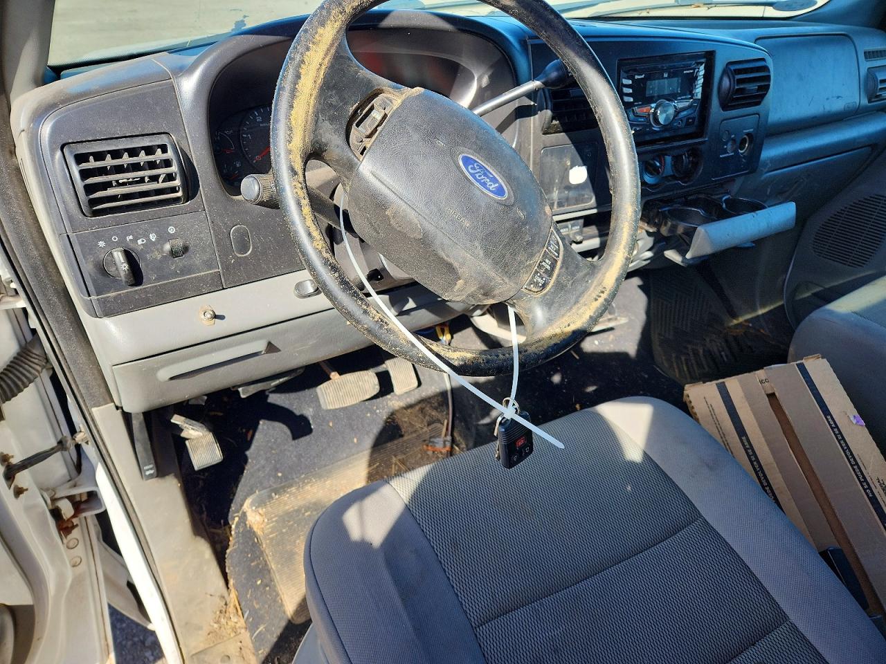 2007 Ford F350 VIN 1FDWF36P97EA60964 photo 8