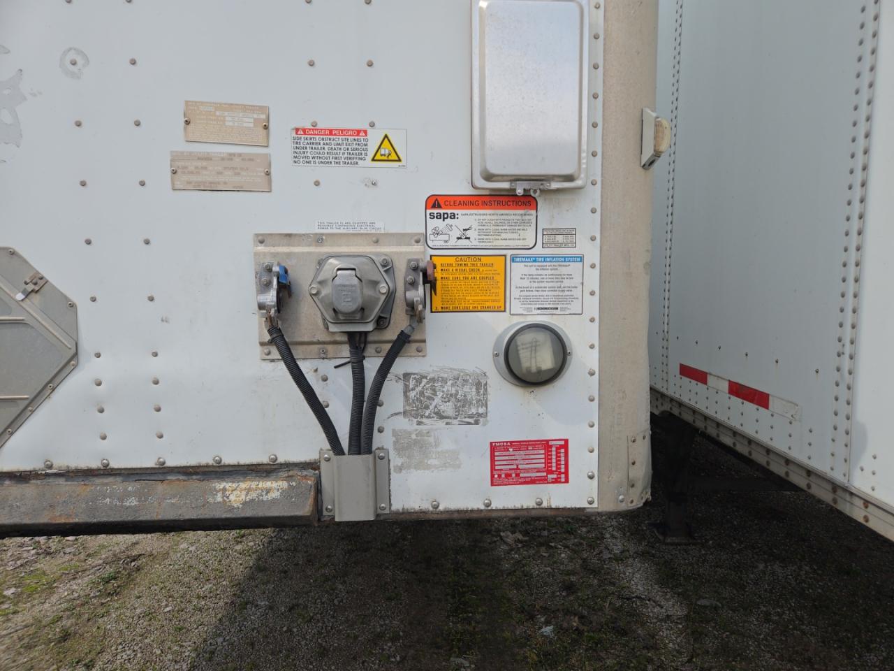 2017 UTIL Dry van tr VIN 1UYVS2533HP863135 photo 7
