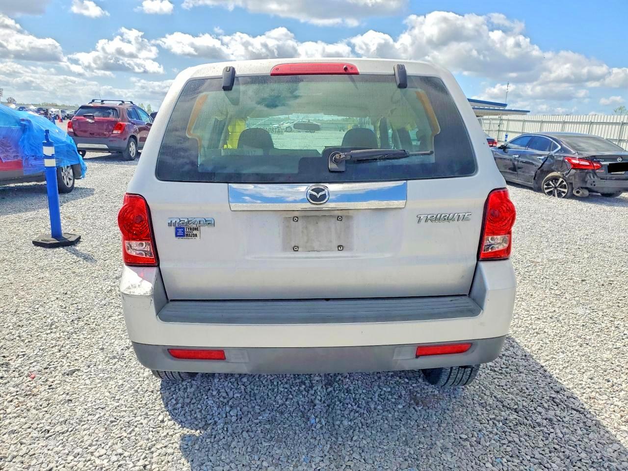 2009 Mazda Tribute VIN 4F2CZ02769KM09344 photo 6
