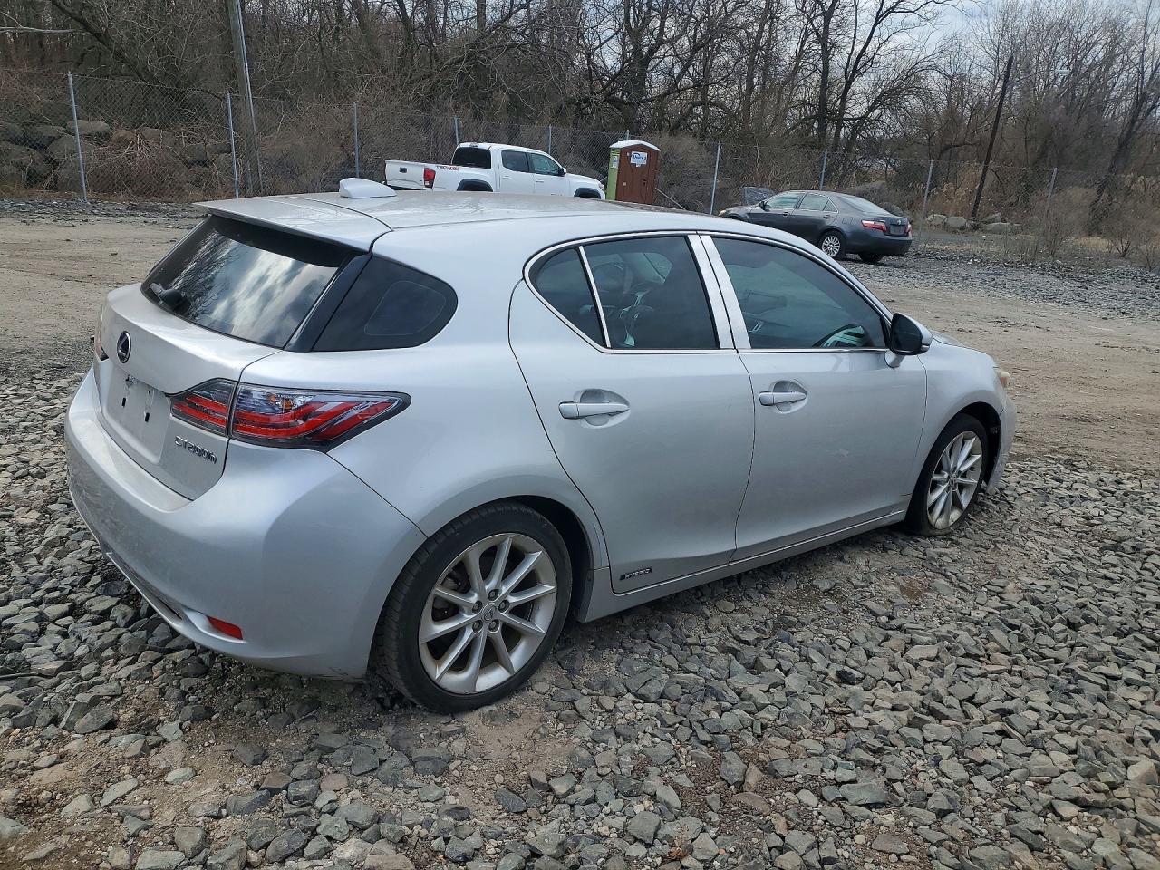 2012 Lexus Ct 200h pr VIN JTHKD5BH8C2121153 photo 3