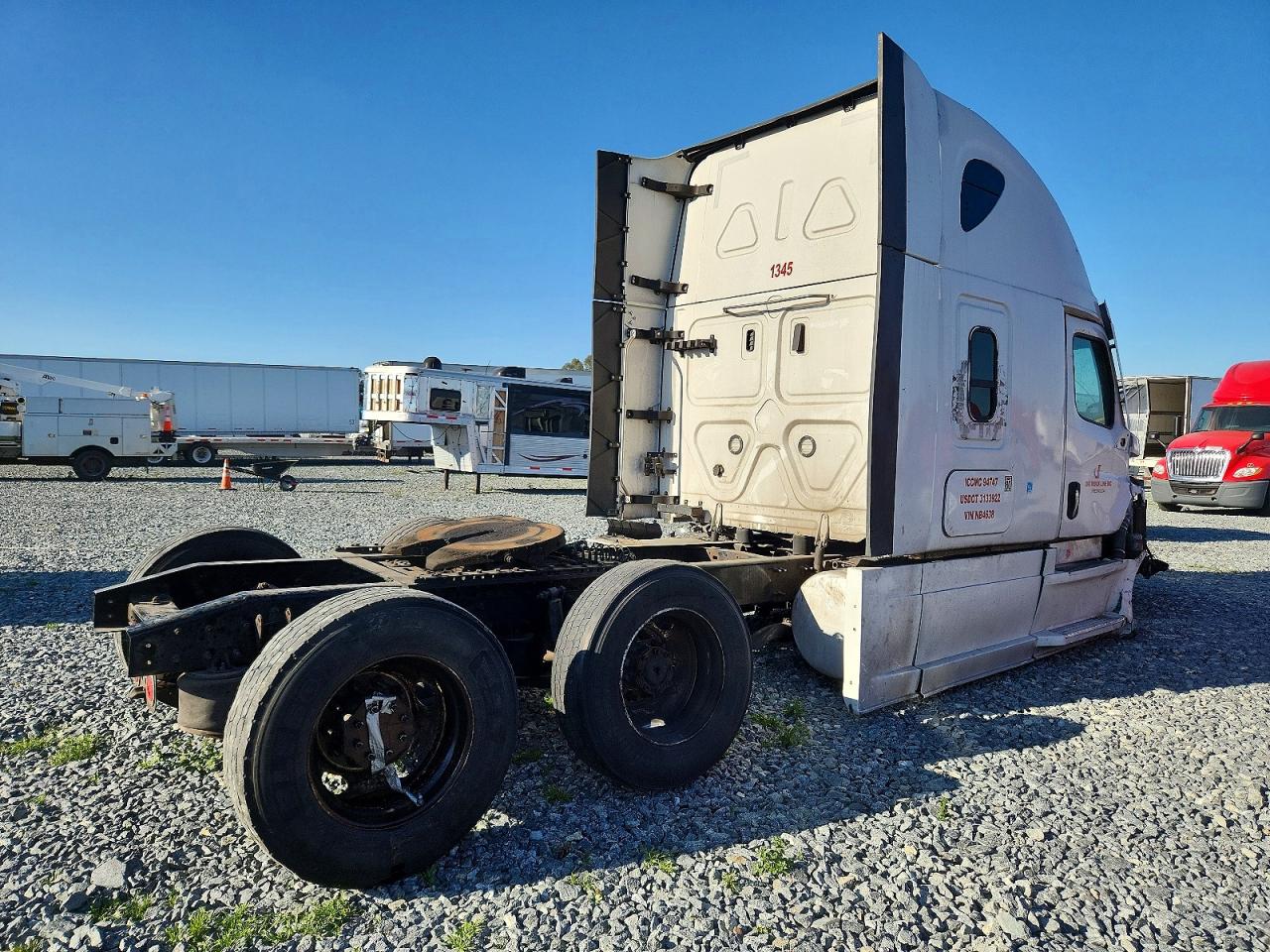 2022 FREIGHTLINER All other VIN 3AKJHHDR5NSNB4638 photo 4
