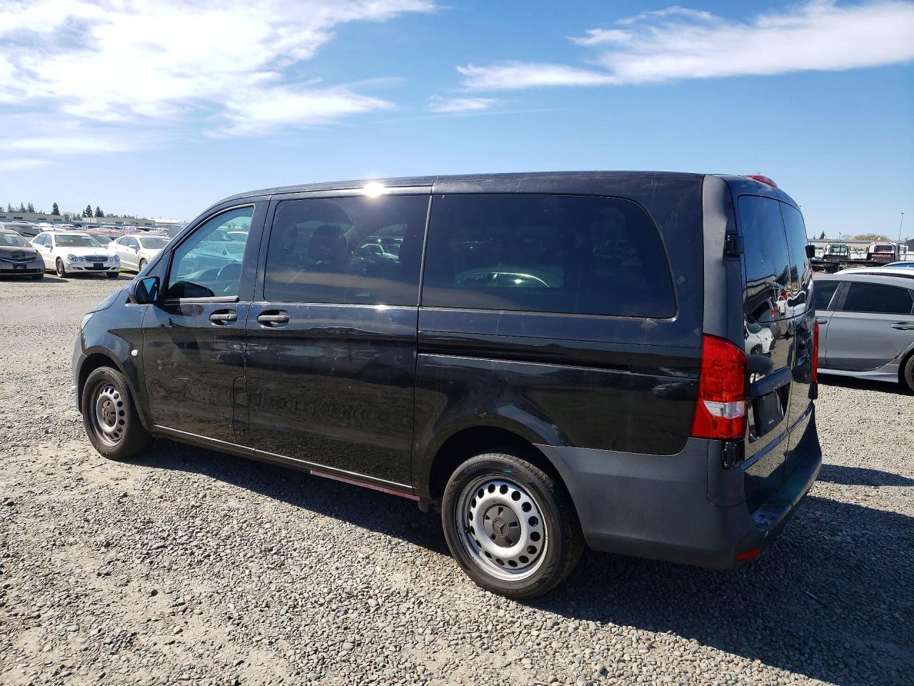 2019 Mercedes-Benz Metris VIN WD4PG2EE8K3514440 photo 2