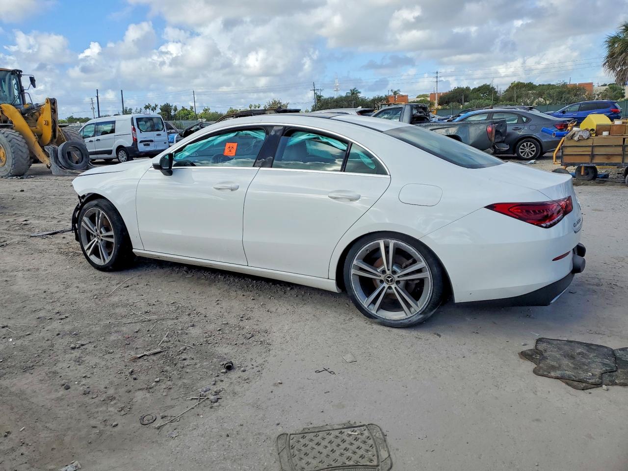 2021 Mercedes-Benz Cla-class VIN W1K5J4GB1MN217573 photo 2