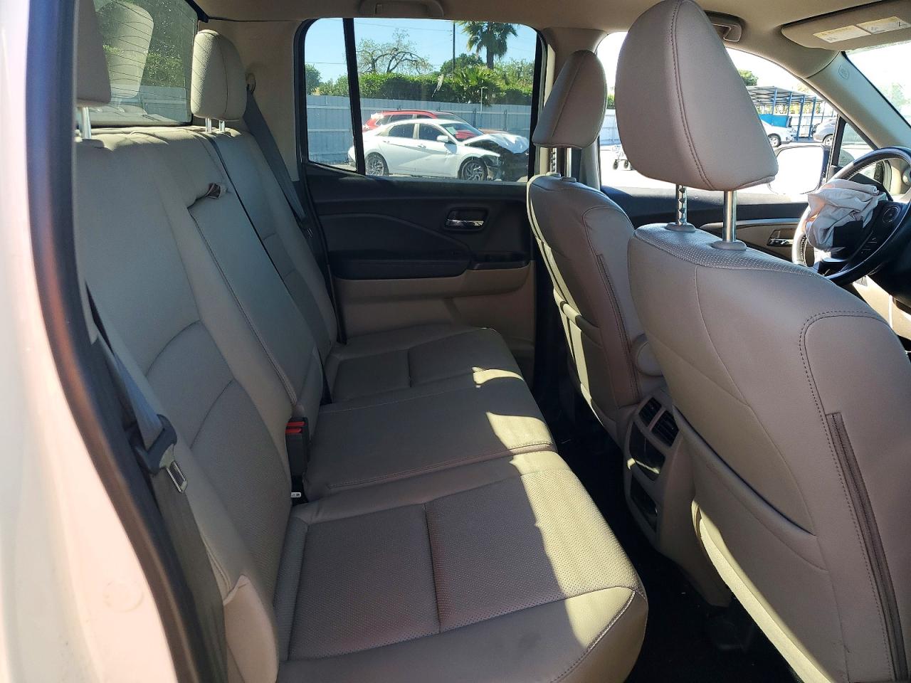 2018 Honda Ridgeline VIN 5FPYK2F56JB001580 photo 11