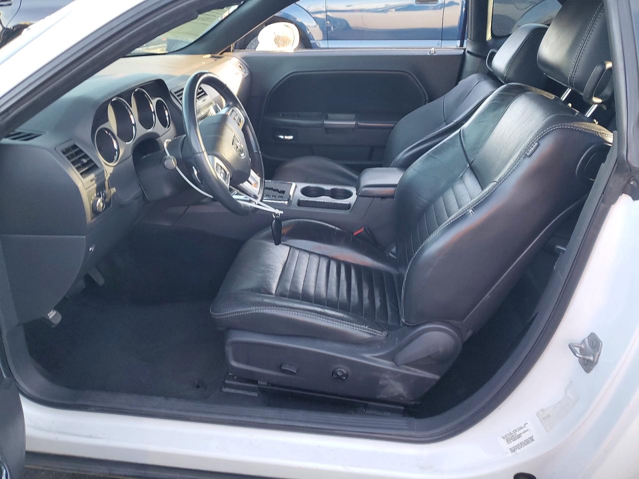 2012 Dodge Challenger VIN 2C3CDYBT8CH280214 photo 7