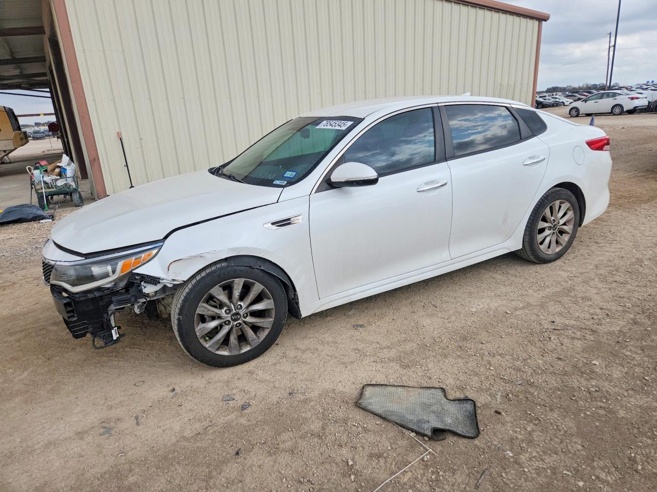 2017 Optima VIN 5XXGT4L31HG124355 photo 1