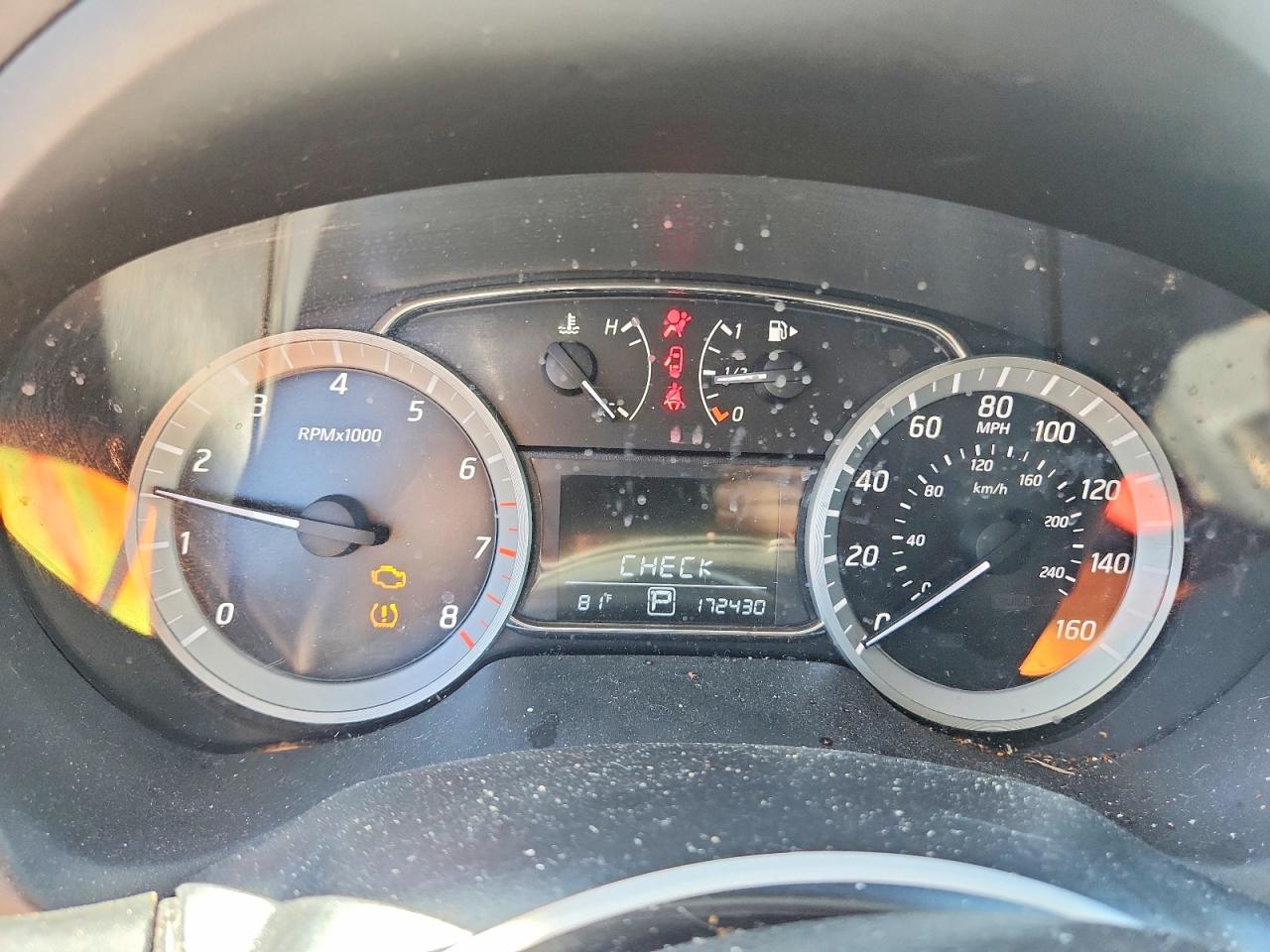 2015 Nissan Sentra VIN 3N1AB7AP0FY267059 photo 9
