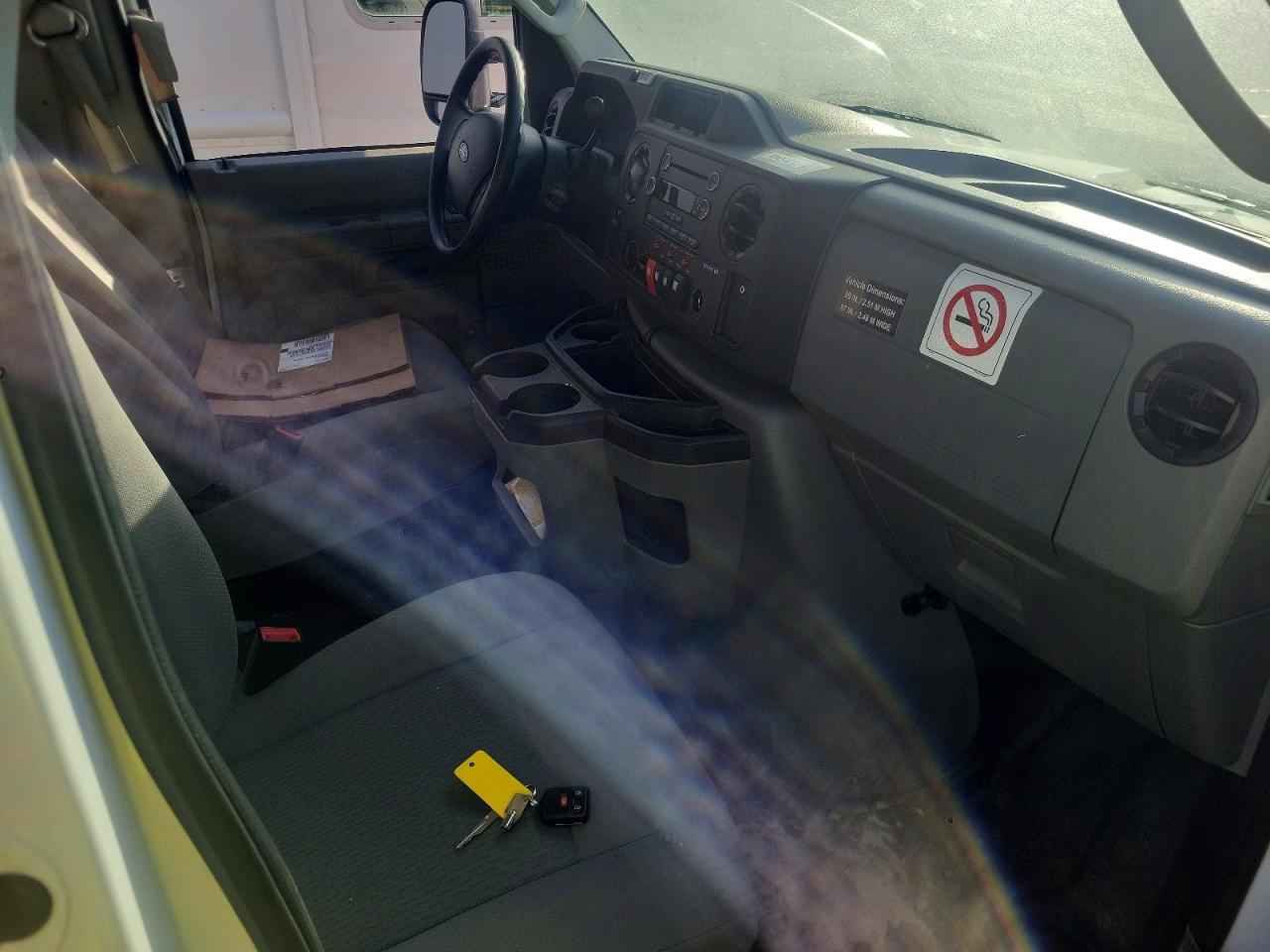 2016 Ford Econoline VIN 1FDWE3FS8GDC17705 photo 8