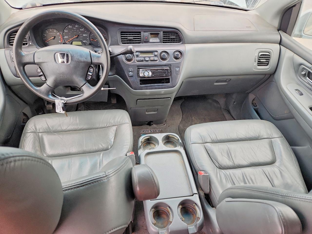 2003 Honda Odyssey VIN 5FNRL189X3B151991 photo 8