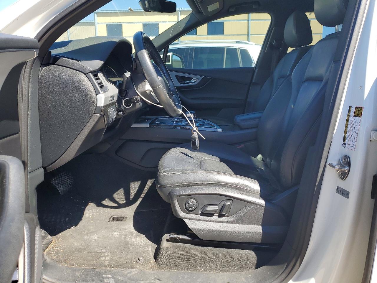 2018 Audi Q7 VIN WA1LHAF75JD002749 photo 7