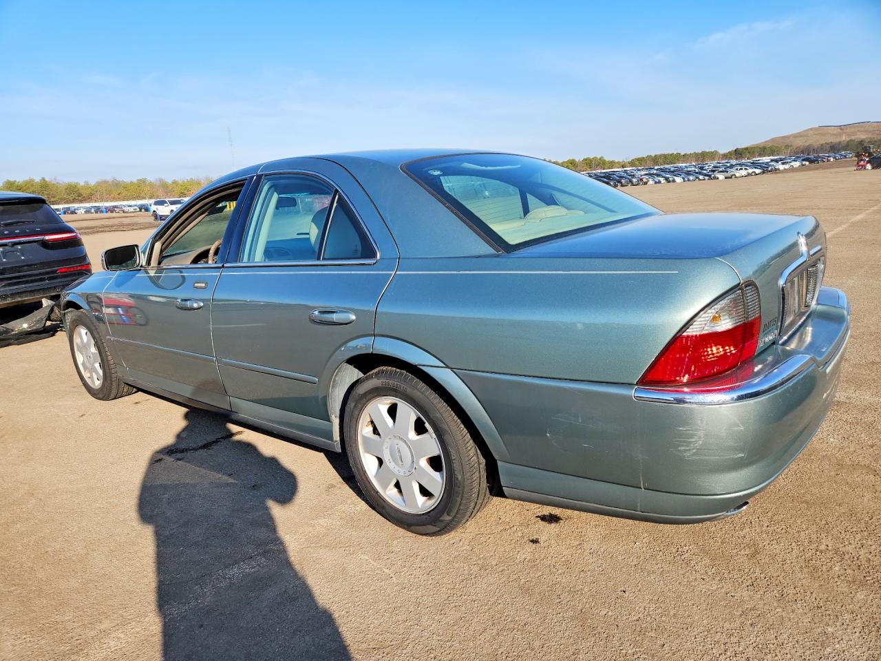 2005 LINCOLN Ls series VIN 1LNHM86S45Y640988 photo 2